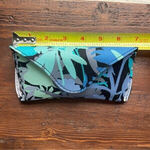 Vera Bradley Sunglass/Glasses Case with Magnet Closure